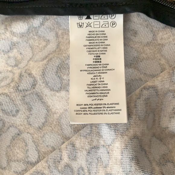 Michael Kors-Leopard Print Skirt-Size Small - Picture 7 of 10